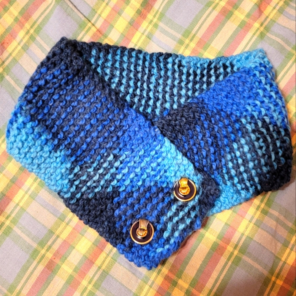 🦋Elegant Handcrafted Neckwarmer/Collar